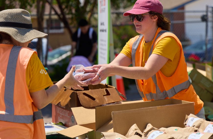 HelloFresh team hands out meals in partnership with No Kid Hungry during their summer road trip to fight childhood hunger