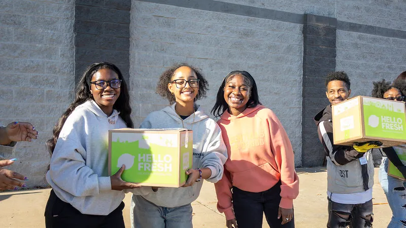 HelloFresh and City of Newark join forces to provide Thanksgiving meals